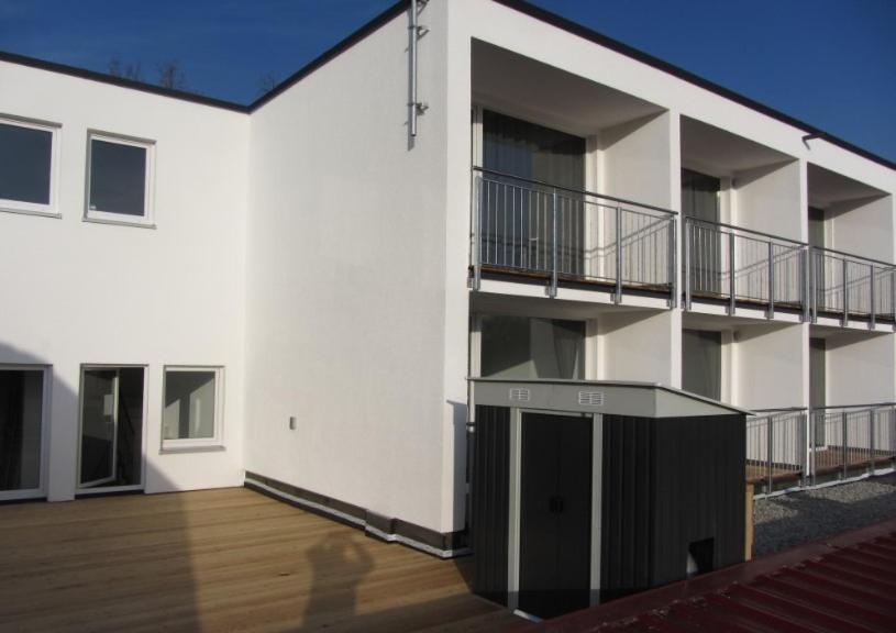 Aparthotel Peerless Dine Heidenheim an der Brenz Exterior photo